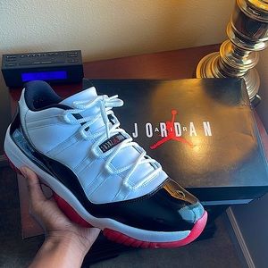 Air Jordan Retro 11 Low Concord Bred size 13